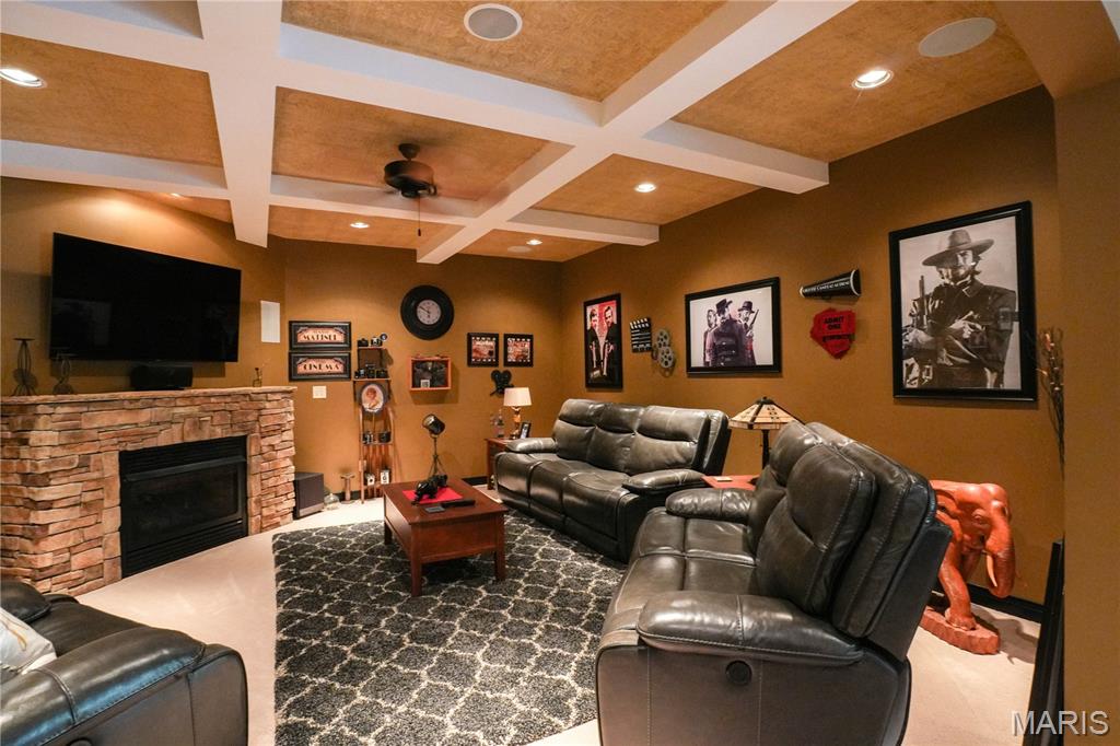 Tompkins Rdg - Residential