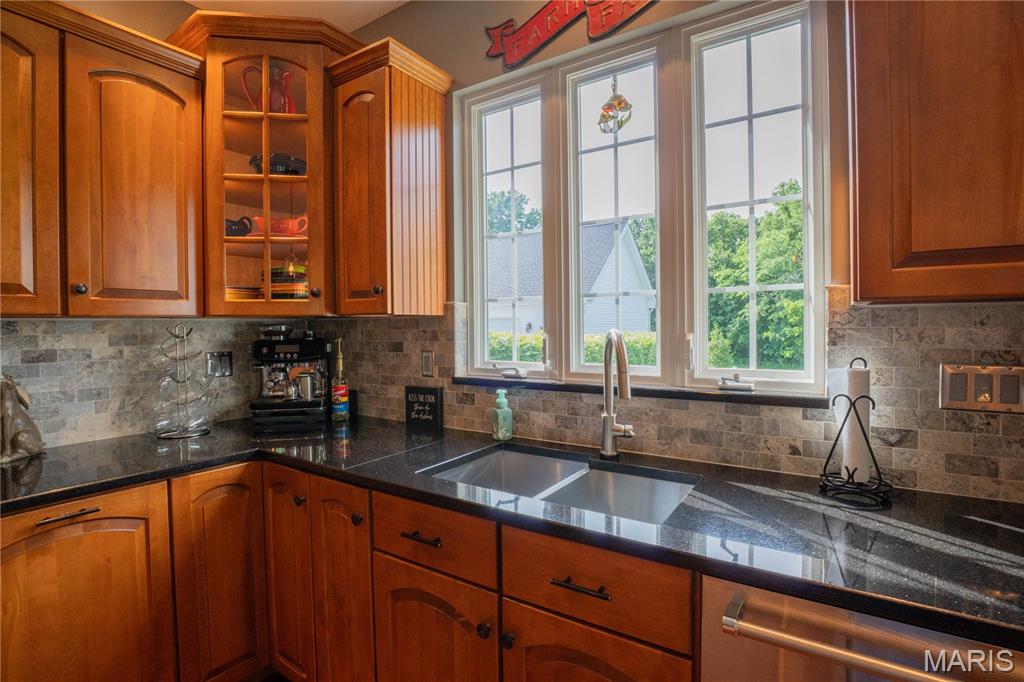 Tompkins Rdg - Residential