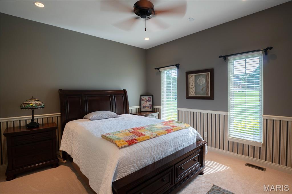 Tompkins Rdg - Residential