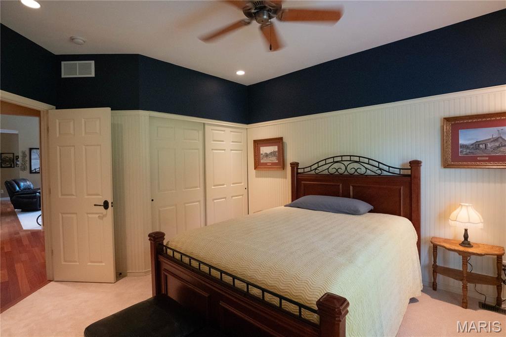 Tompkins Rdg - Residential