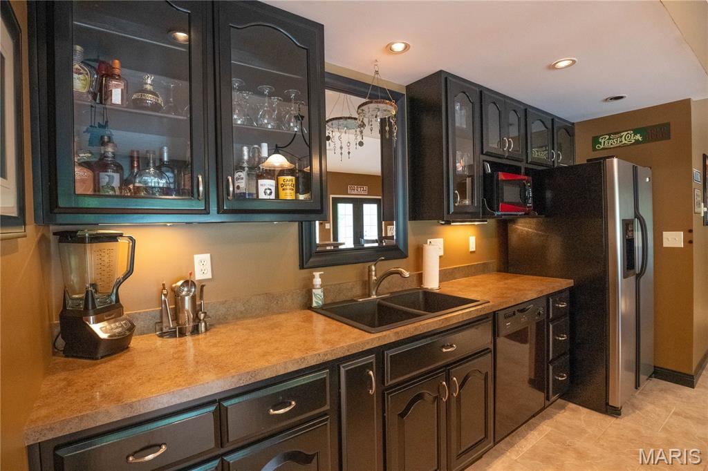 Tompkins Rdg - Residential