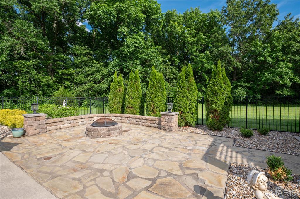 Tompkins Rdg - Residential