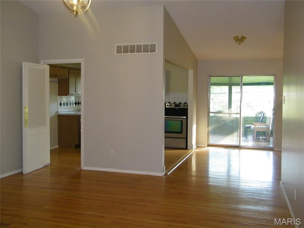 574 Coach Light Lane