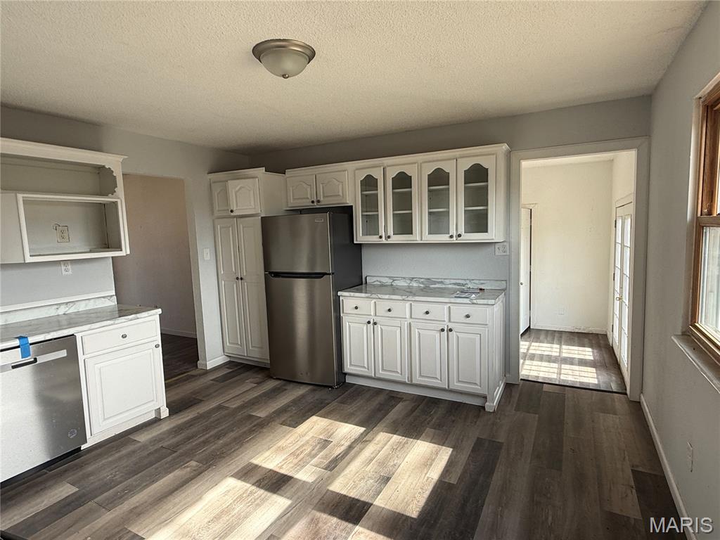 Whispering #1 - Residential