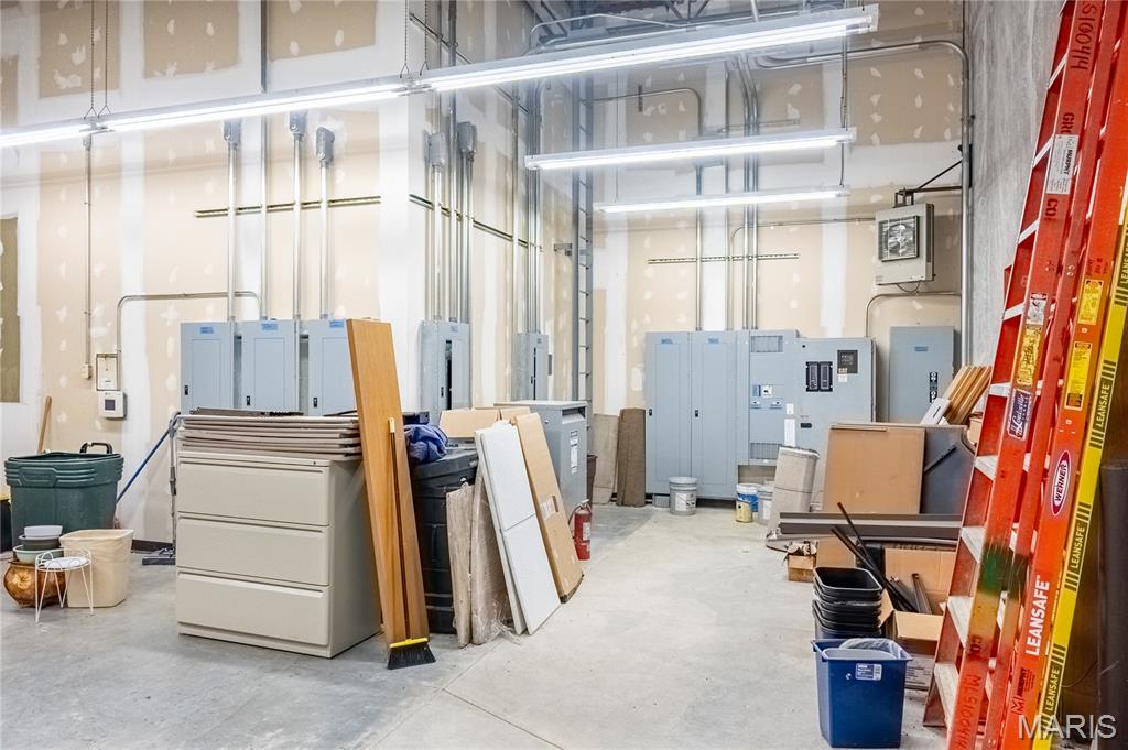 none - Commercial Sale