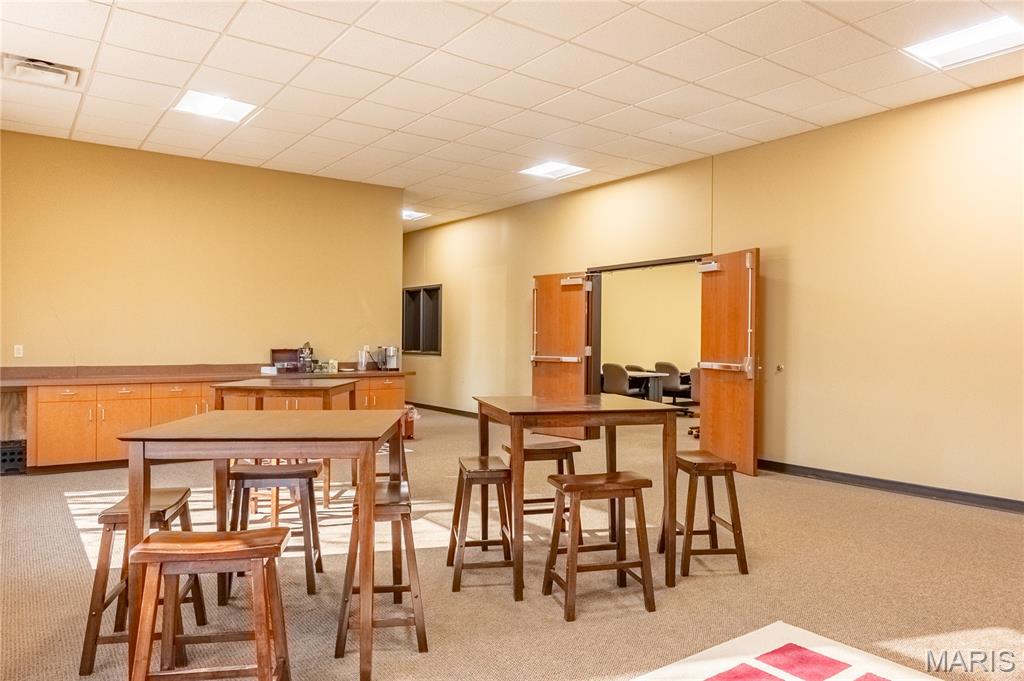 none - Commercial Sale