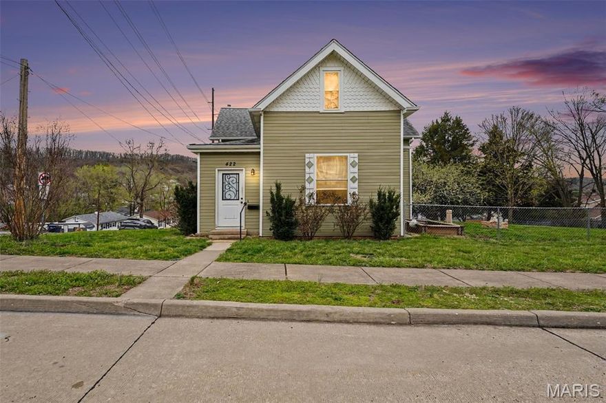 Coming Soon in Pacific, Missouri!
Welcome to this charming home nestled in the heart of Pacific within walking distance of your local coffee shop, book store, and more! As you arrive, you’ll be greeted by a stunning entryway and beautiful newly refinished hardwood floors. Soaring ceilings and abundant natural light create a bright, airy feel throughout every room.
The elegant dining room features beautiful ceiling molding and follows into a spacious kitchen—ideal for everyday living. Step outside from the kitchen to enjoy a level, fenced yard with plenty of room for pets, play, or relaxing evenings outdoors.
Upstairs, you’ll find three additional rooms offering flexibility for bedrooms, a home office, or bonus space to fit your needs. The unfinished basement provides excellent storage, an additional functional bathroom, and convenient walkout access to the backyard.
Additional highlights include:
Two lots for extra outdoor space
Not located in a flood plain
One-year home warranty provided by the sellers
Truly, a wonderful home at a great price with a lot to offer! Don’t miss your chance to make it yours!