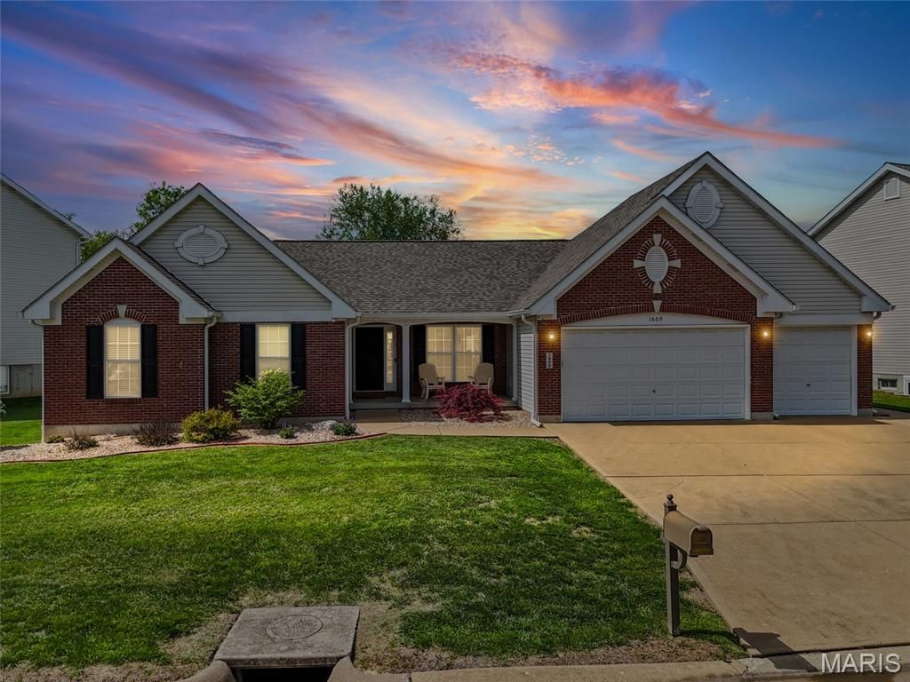 Photo of 1809 Cairo Drive, Festus, MO 63028 (MLS # 26028979)