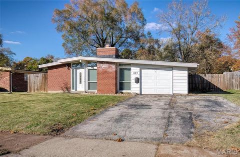 Tiny photo for 825 Derhake Road, Florissant, MO 63033 (MLS # 25069373)