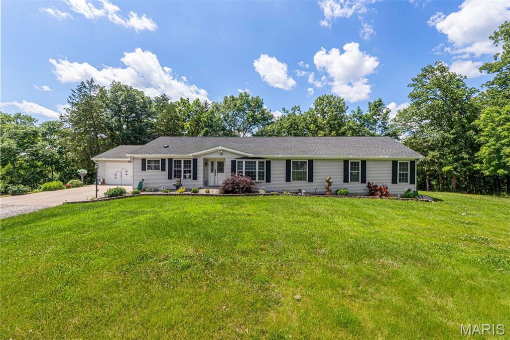 870 State Road Aa