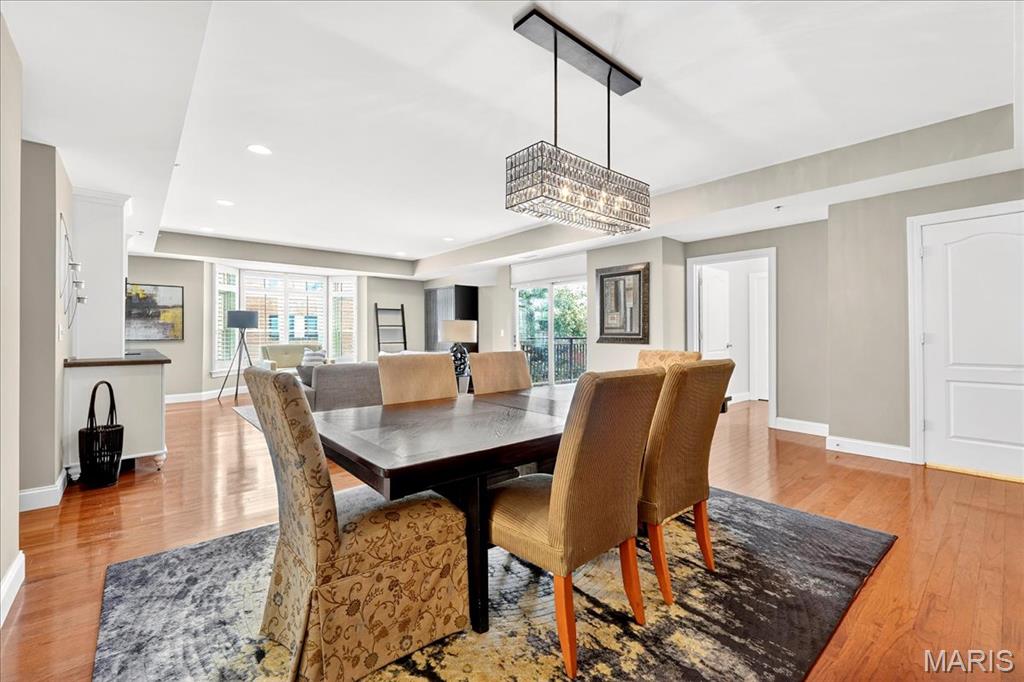 842 N New Ballas Court 302