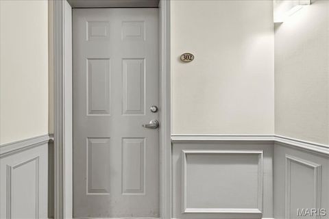 Tiny photo for 842 N New Ballas Court #302, Creve Coeur, MO 63141 (MLS # 25057730)