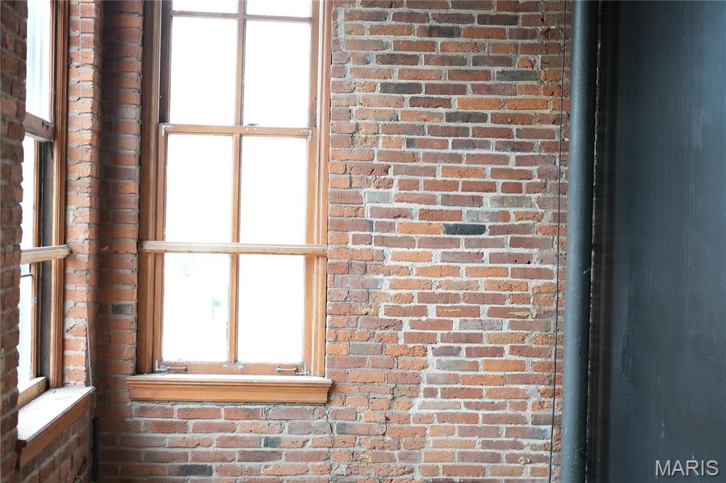 City/St Louis - Commercial Sale