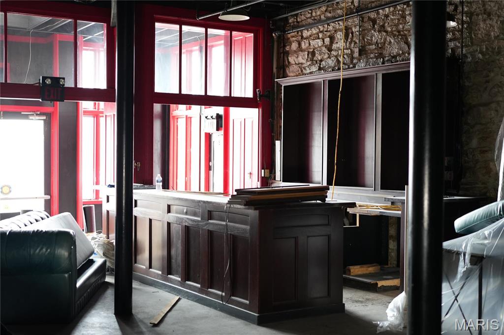 City/St Louis - Commercial Sale