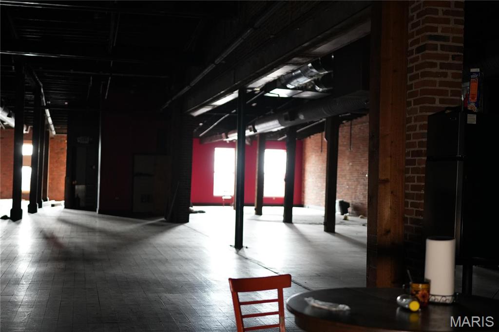 City/St Louis - Commercial Sale