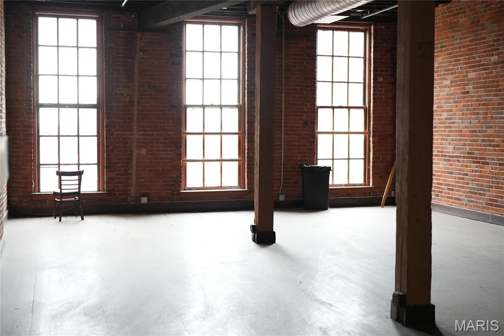 City/St Louis - Commercial Sale