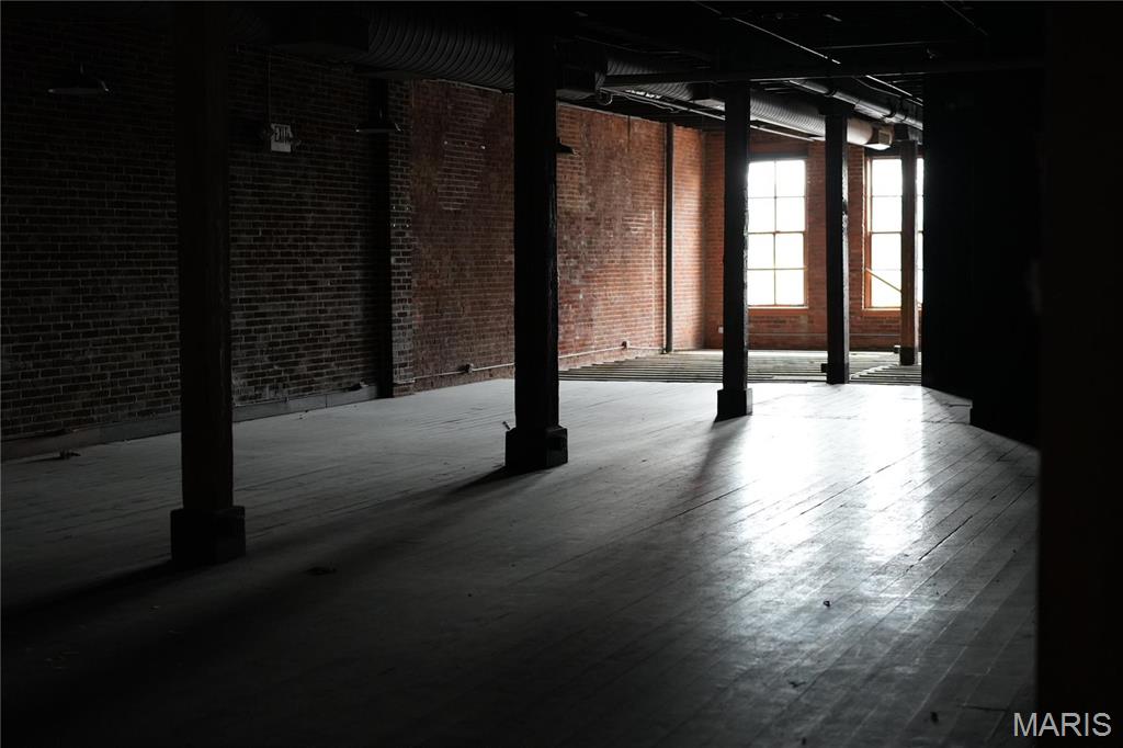 City/St Louis - Commercial Sale