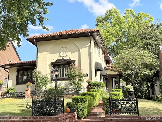 456 EDGEWOOD DR, SAINT LOUIS, MO 63105 - Image e56a037dd674673e86329f7c1d83d22d/310425358