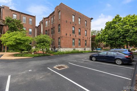 Tiny photo for 4256 Maryland AVE #3E, St Louis, MO 63108 (MLS # 26029711)