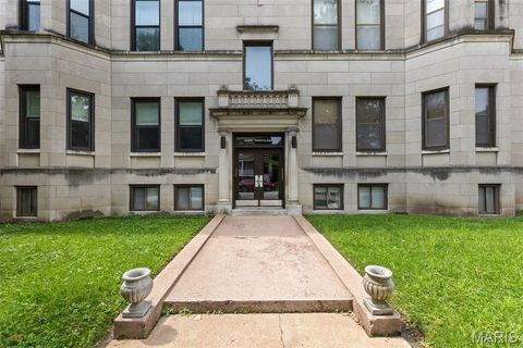 Tiny photo for 4256 Maryland AVE #3E, St Louis, MO 63108 (MLS # 26029711)