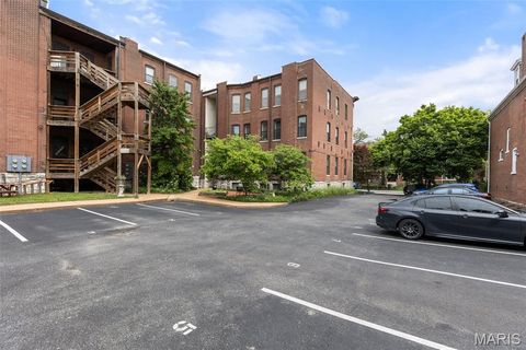 Tiny photo for 4256 Maryland AVE #3E, St Louis, MO 63108 (MLS # 26029711)