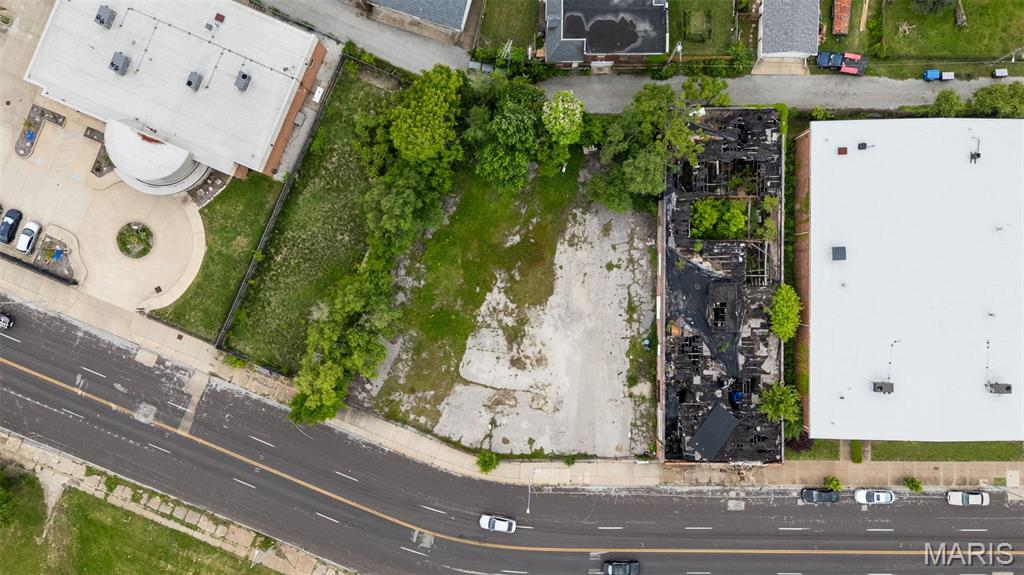 Lindells Addition Lot - Commercial Sale
