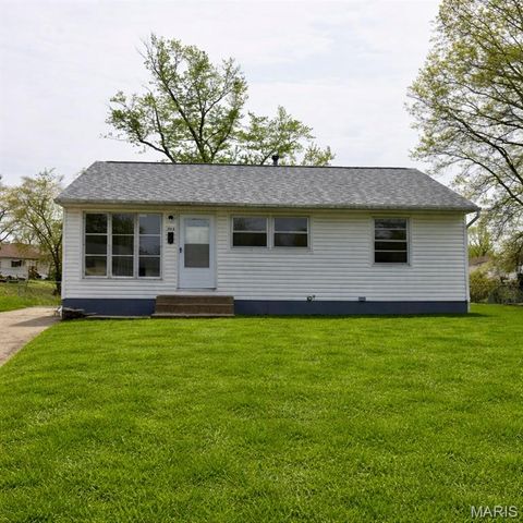 Photo of 302 Banff Circle, St Louis, MO 63137 (MLS # 26022255)