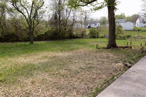 Tiny photo for 302 Banff Circle, St Louis, MO 63137 (MLS # 26022255)