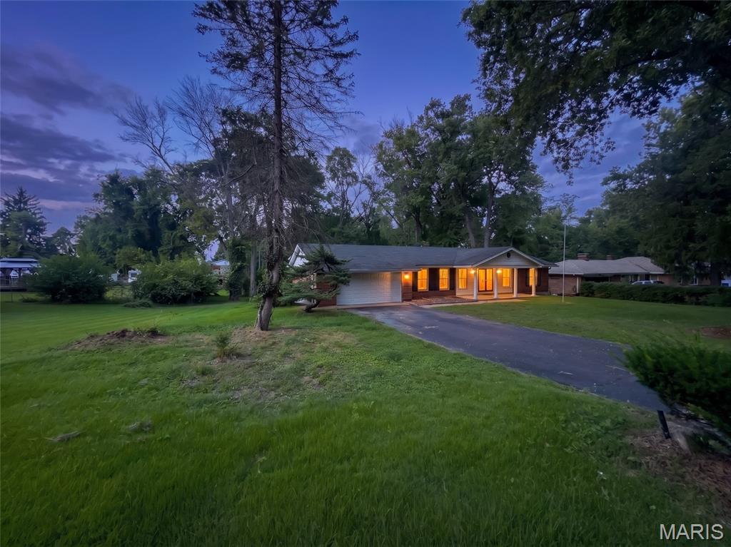 27 Nob Hill Drive
