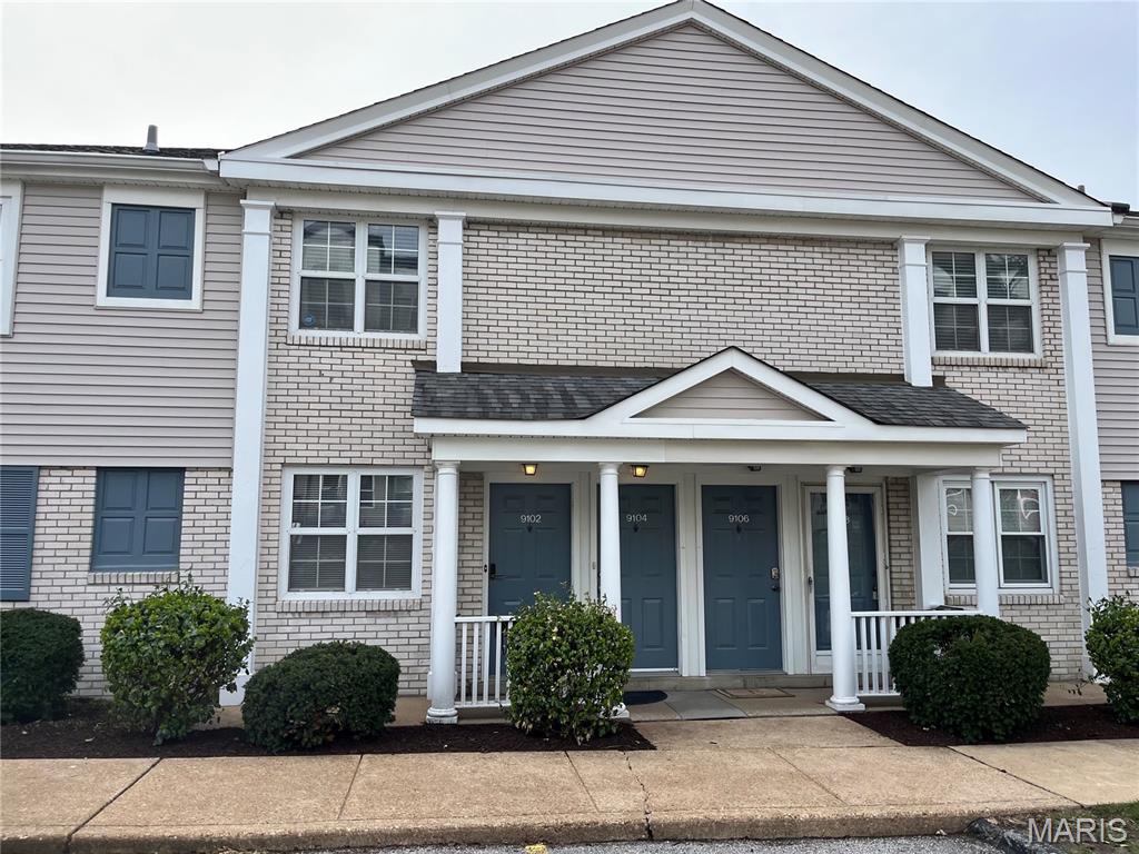 Brentwood Forest Condo Ph Eight - Residential