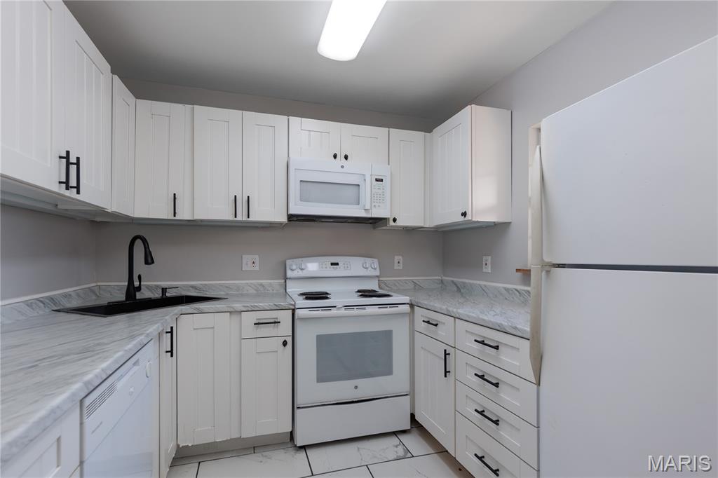 Brentwood Forest Condo Ph Eight - Residential