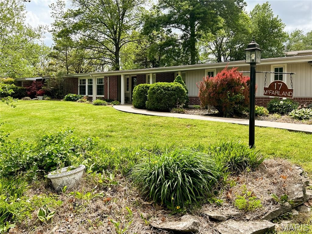 Photo of 17 McFarland Drive, Rolla, MO 65401 (MLS # 26027356)