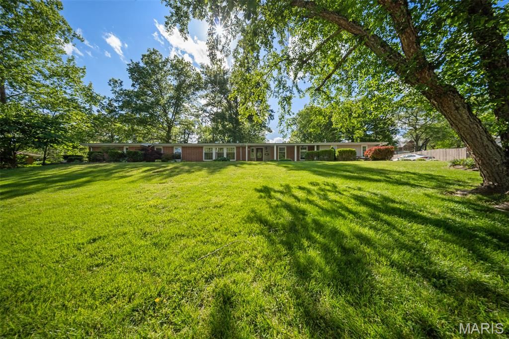 Photo of 17 McFarland Drive, Rolla, MO 65401 (MLS # 26027356)