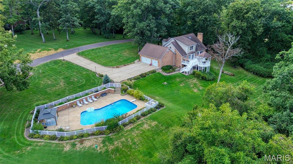 6 Forest Hills Drive