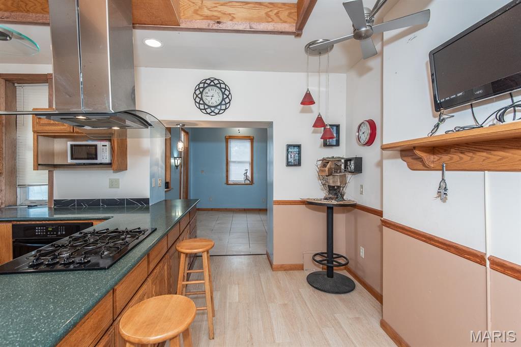 St Louis, Missouri 63108, United States, 3 Bedrooms Bedrooms, ,3 BathroomsBathrooms,Residential,Active,139934