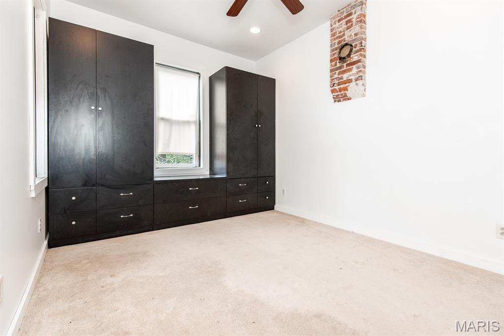 St Louis, Missouri 63108, United States, 3 Bedrooms Bedrooms, ,3 BathroomsBathrooms,Residential,Active,139934