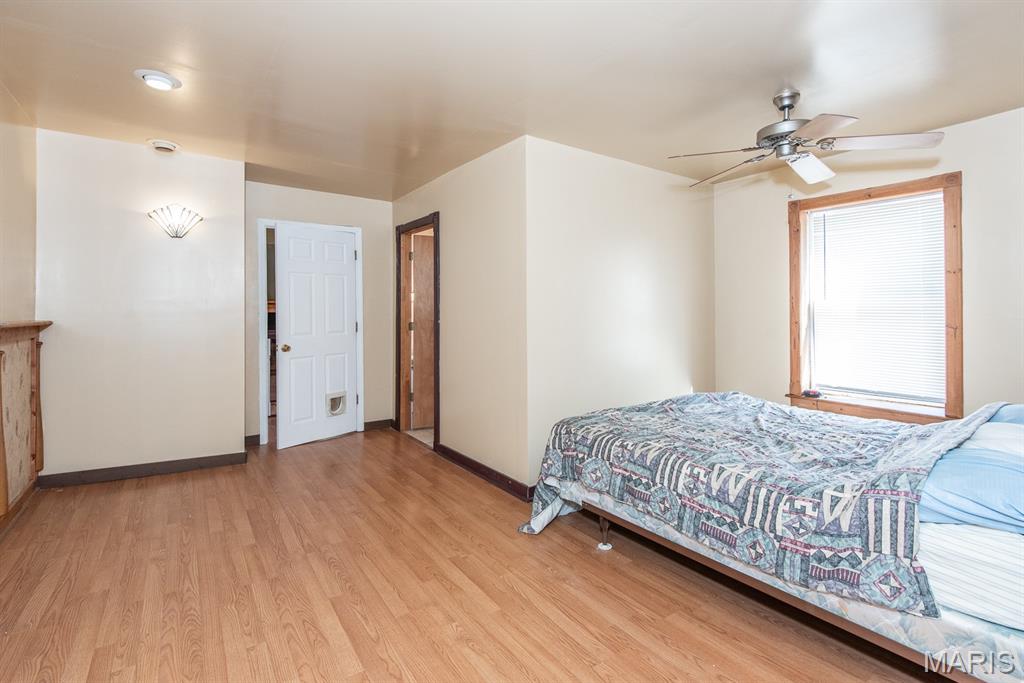 St Louis, Missouri 63108, United States, 3 Bedrooms Bedrooms, ,3 BathroomsBathrooms,Residential,Active,139934