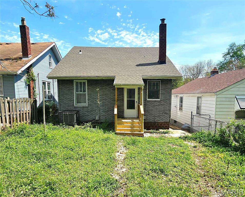 West Walnut Manor - Residential