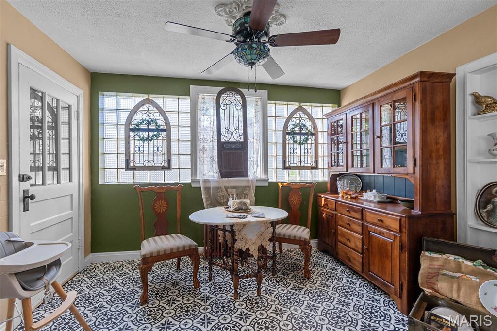 Fifth Principal Meridian - Commercial Sale