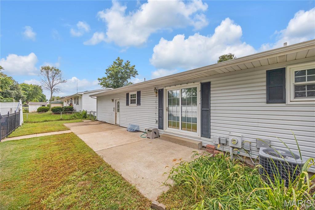 Wentzville, Missouri 63385, United States, 3 Bedrooms Bedrooms, ,3 BathroomsBathrooms,Residential,Pending,202185