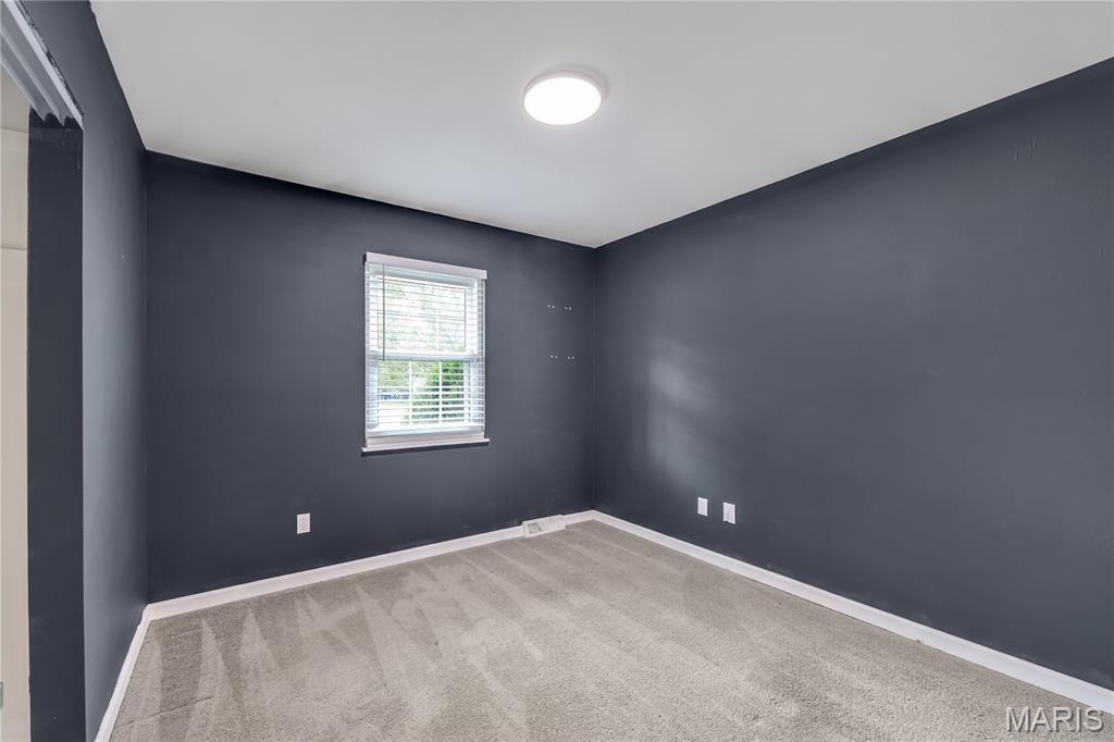 Wentzville, Missouri 63385, United States, 3 Bedrooms Bedrooms, ,3 BathroomsBathrooms,Residential,Pending,202185