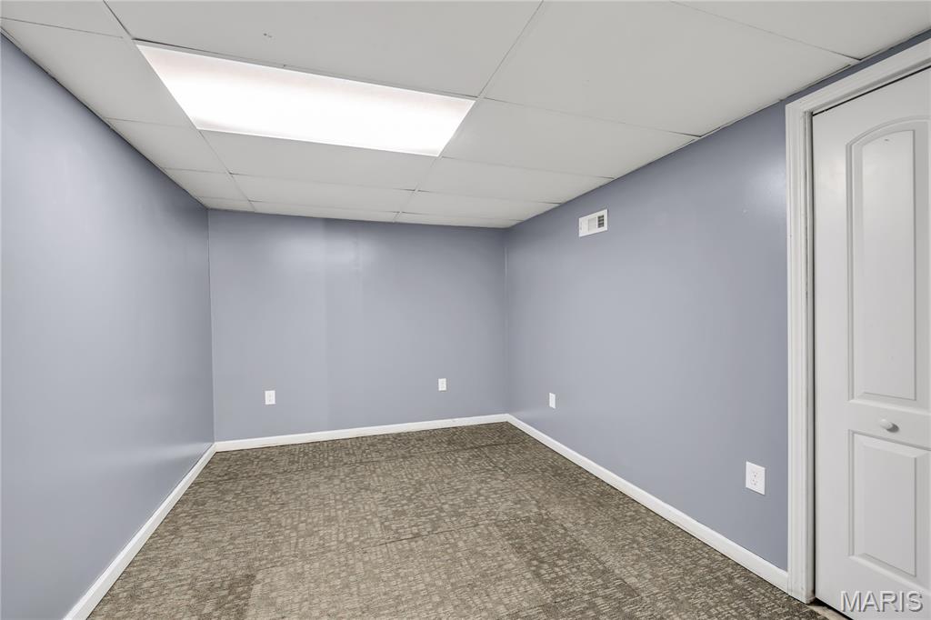 Wentzville, Missouri 63385, United States, 3 Bedrooms Bedrooms, ,3 BathroomsBathrooms,Residential,Pending,202185