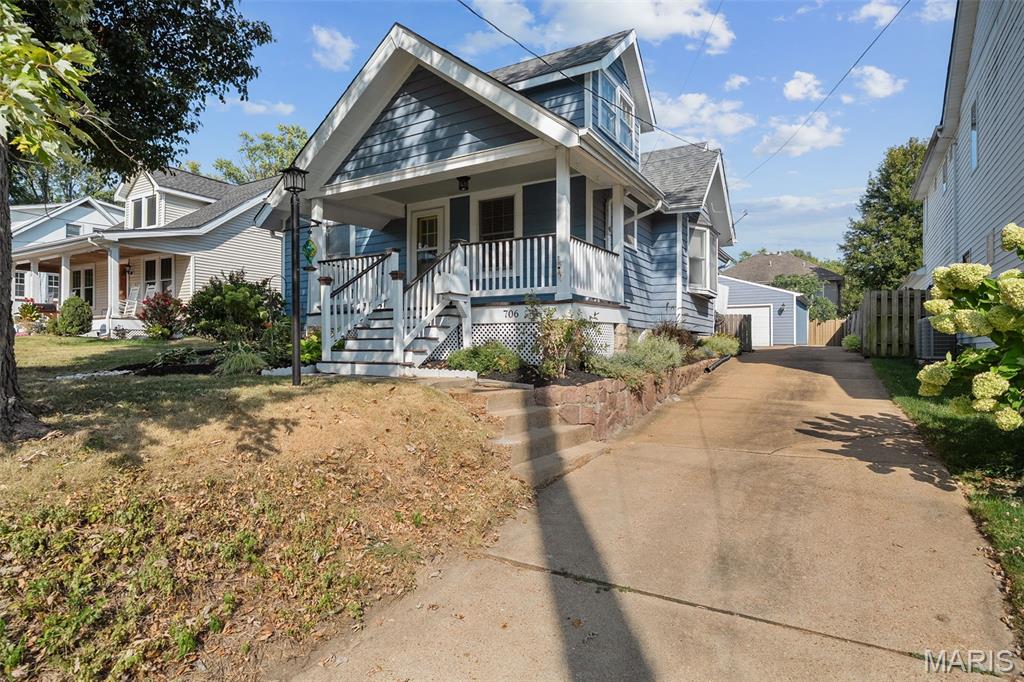 706 N Geyer Road