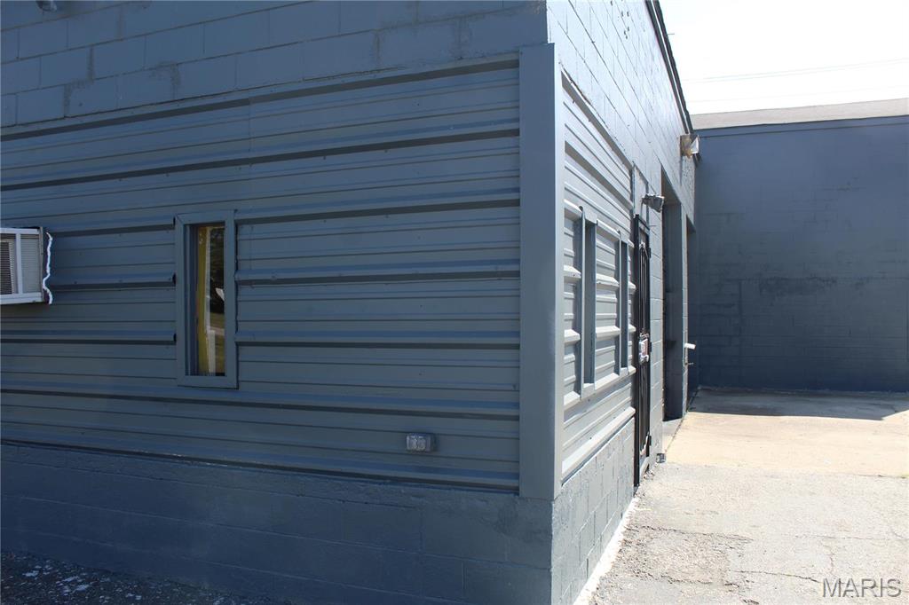 Madison, Illinois 62060, United States, ,Commercial,Active,27209