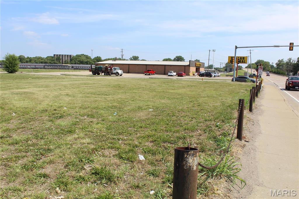 Madison, Illinois 62060, United States, ,Commercial,Active,27209