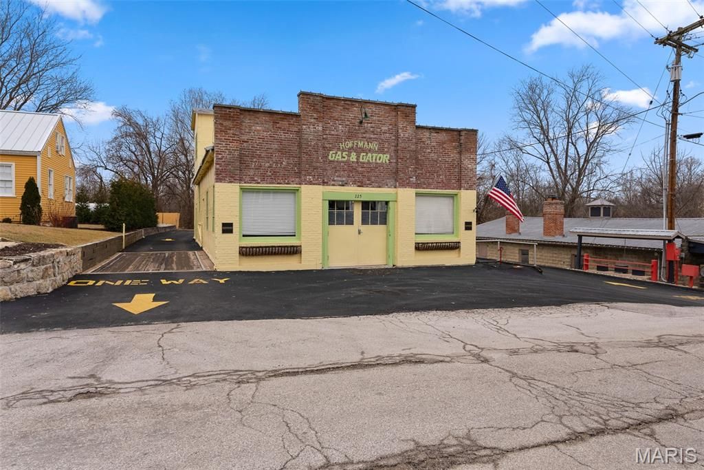 Photo of 225 Jackson and 219 Jackson Street, Augusta, MO 63332 (MLS # 26007829)