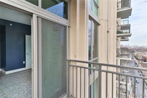 Tiny photo for 4909 Laclede Avenue #1201, St Louis, MO 63108 (MLS # 26037969)