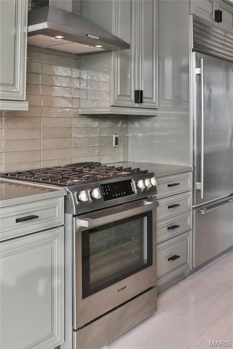 Tiny photo for 4909 Laclede Avenue #1201, St Louis, MO 63108 (MLS # 26037969)