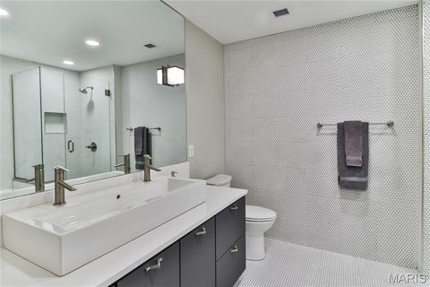 Tiny photo for 4909 Laclede Avenue #1201, St Louis, MO 63108 (MLS # 26037969)