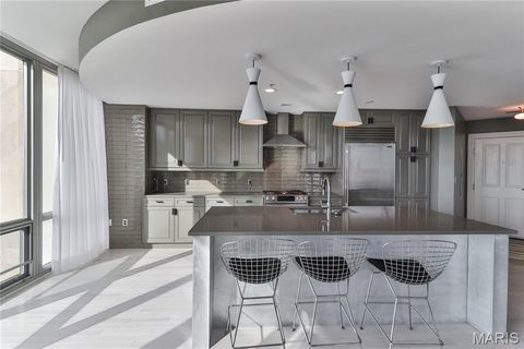 Tiny photo for 4909 Laclede Avenue #1201, St Louis, MO 63108 (MLS # 26037969)